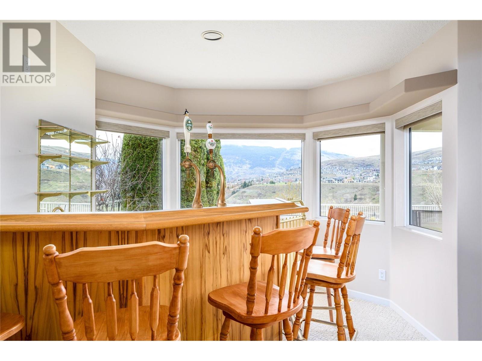  305 Country Estate Place Northeast, Vernon