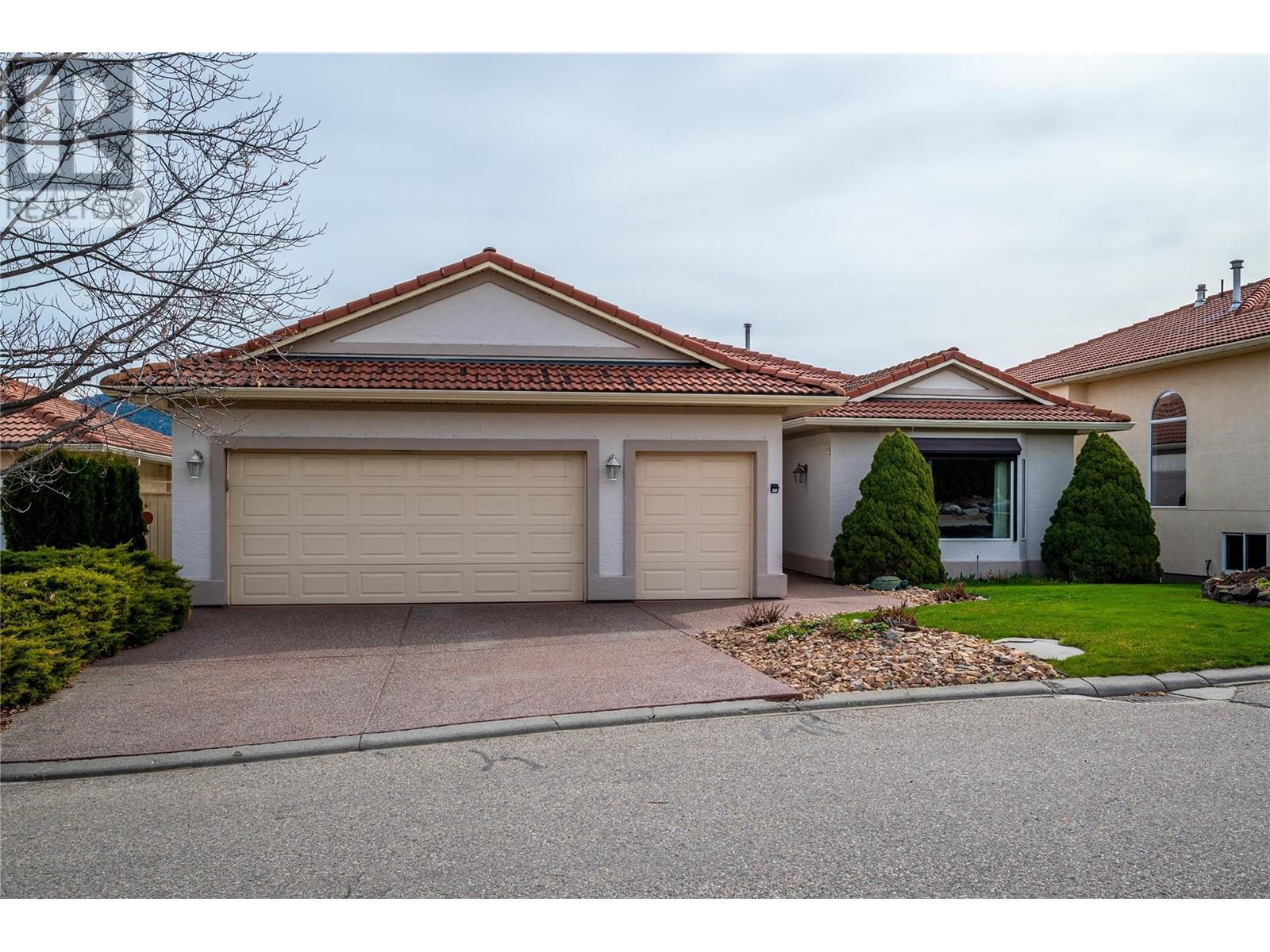  305 Country Estate Place Northeast, Vernon
