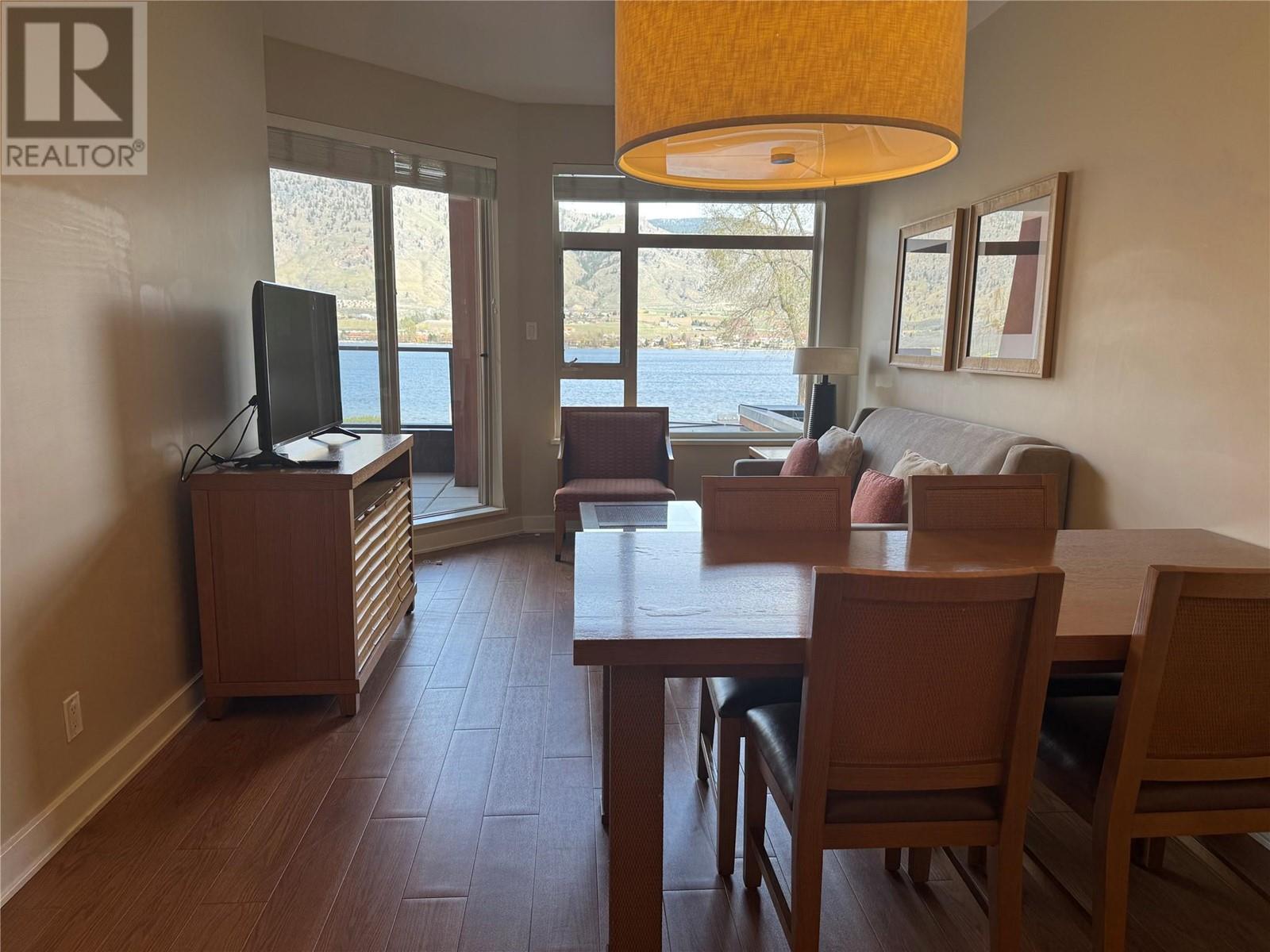 Photo 5 of 15 Park Place Unit 212, Osoyoos BC