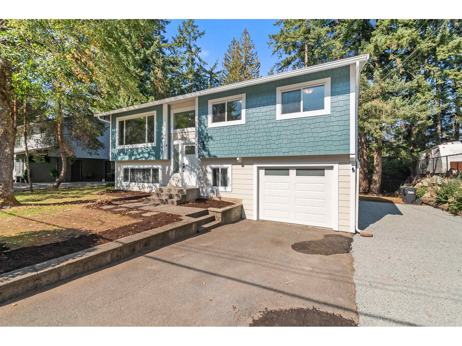 63797 BEECH AVENUE, Hope, Hope