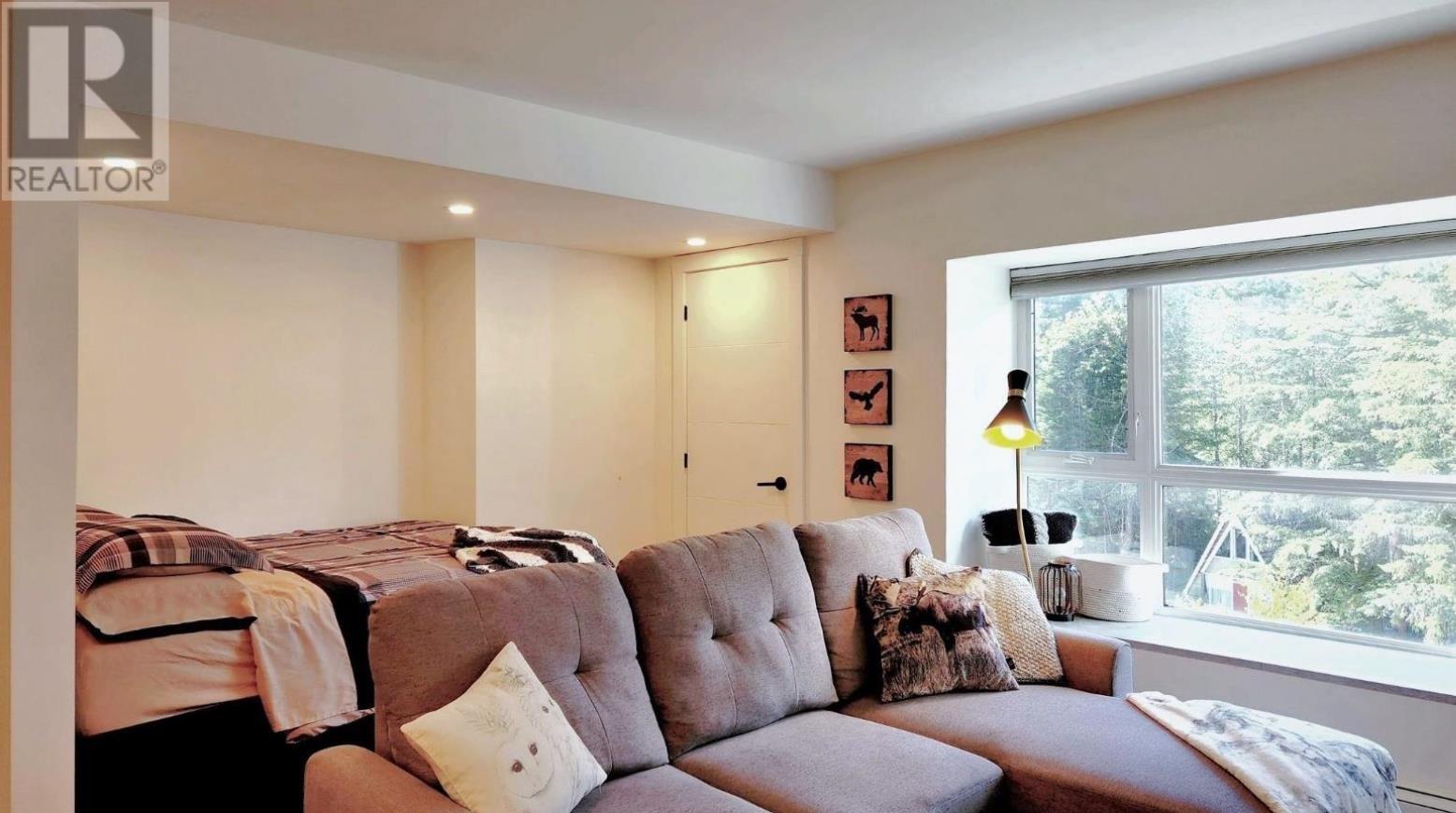 207 2111 WHISTLER ROAD, Whistler