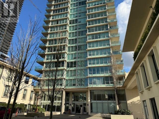 Photo 1 of 305 2232 Douglas Road, Burnaby BC