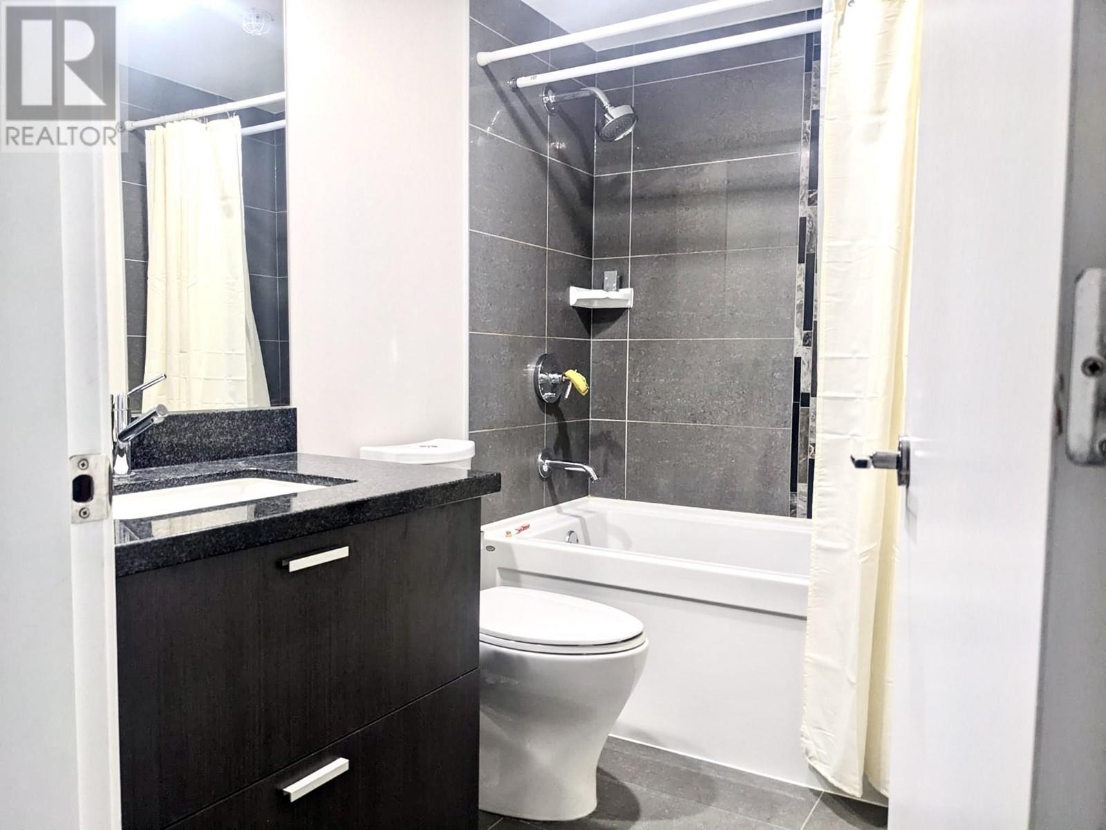 Photo 9 of 305 2232 Douglas Road, Burnaby BC