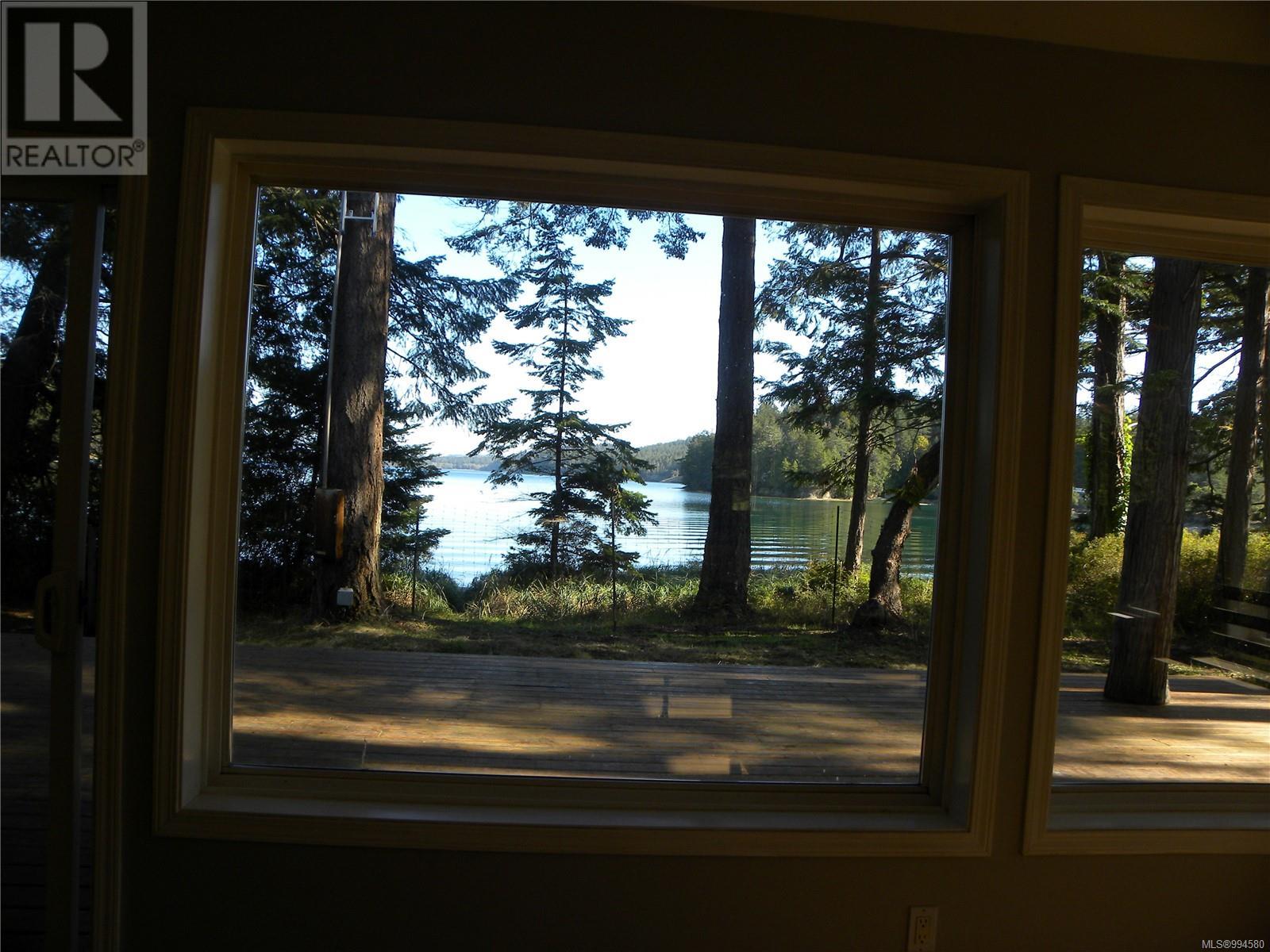 2 Spring Bay Rd, Lasqueti Island