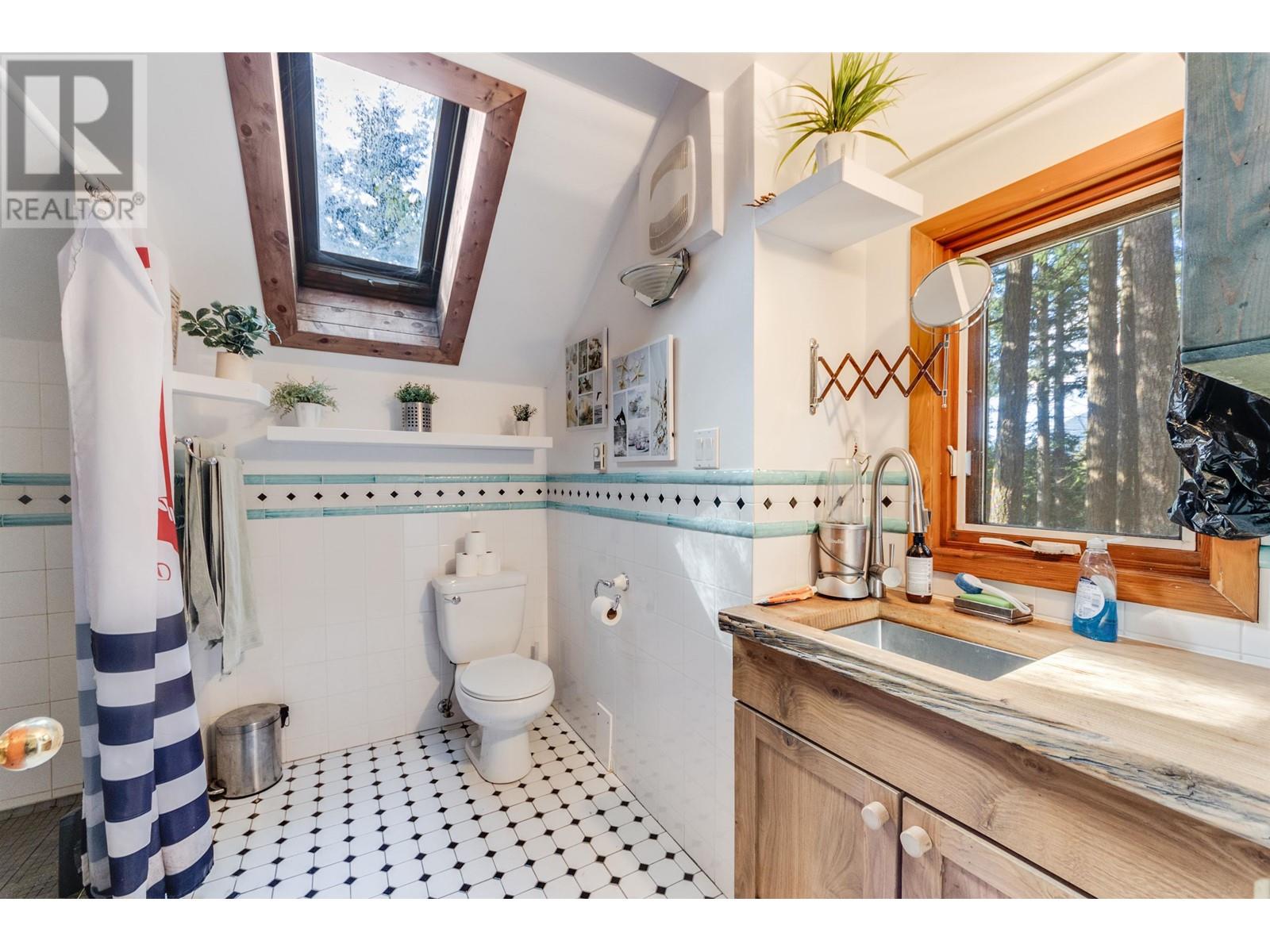 Photo 19 of 269 David Road, Bowen Island BC
