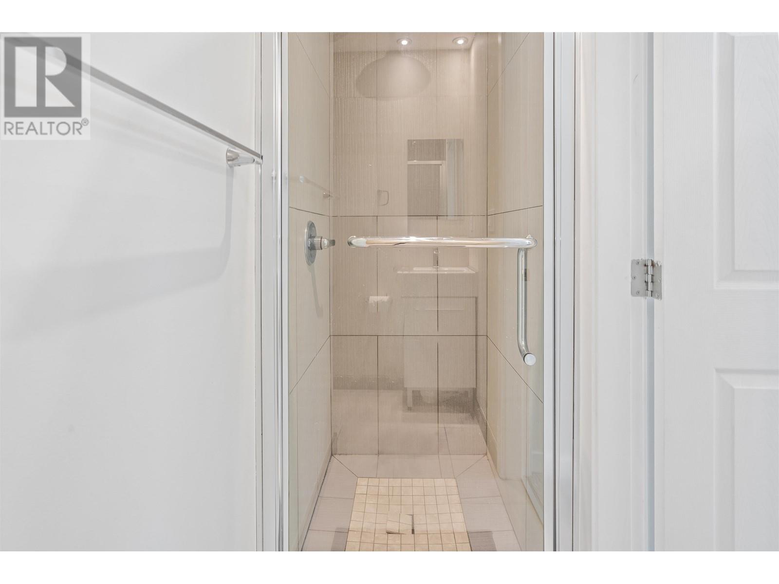 2535 GORDON AVENUE, Port Coquitlam real estate listing R2988051