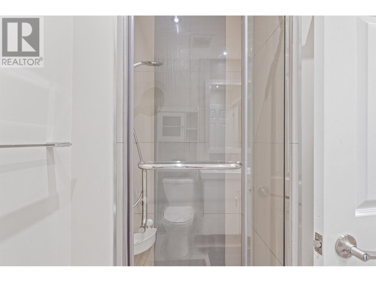 2535 GORDON AVENUE, Port Coquitlam real estate listing R2988051