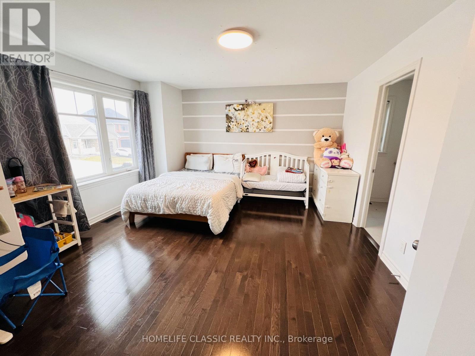 Photo 16 of 612 Halloway Drive, Kingston ON
