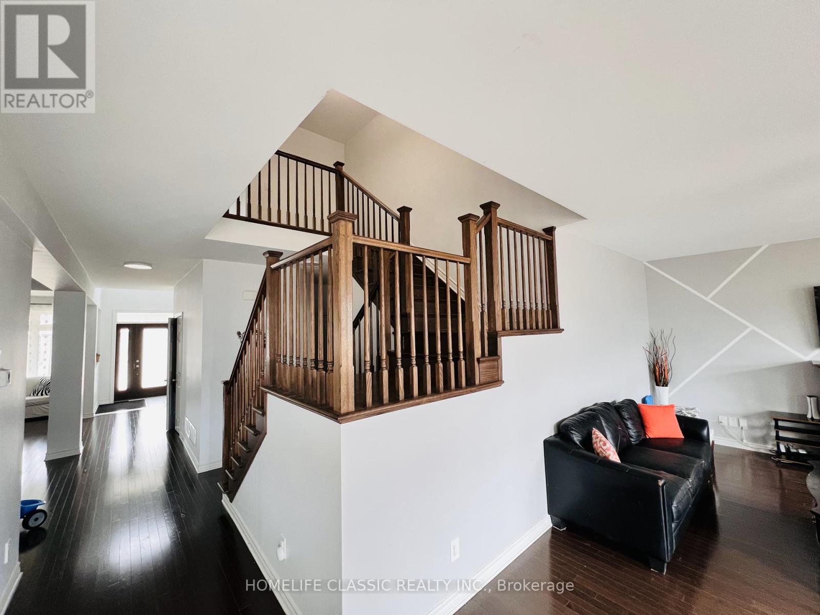 Photo 18 of 612 Halloway Drive, Kingston ON