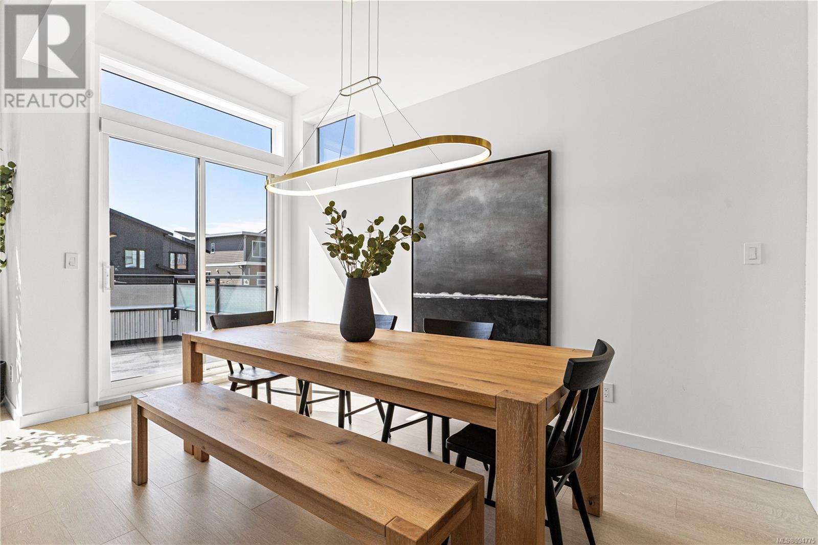  1046 Golden Spire Crescent, Langford