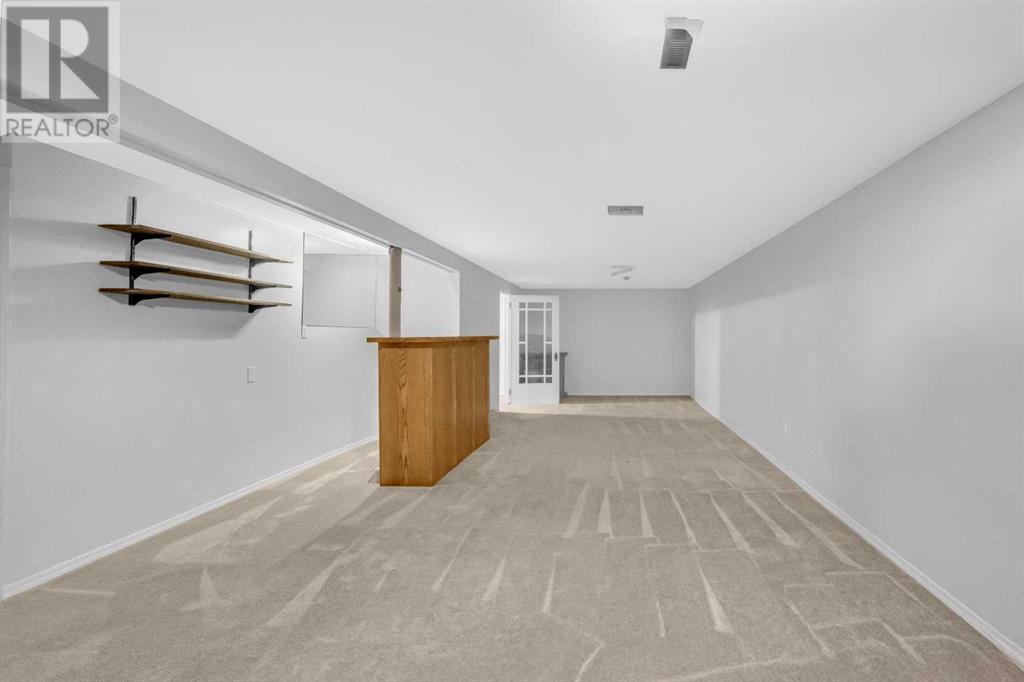 Single Family House Bungalow for Sale in   Avenue NE Winston Heights/Mountview Calgary 