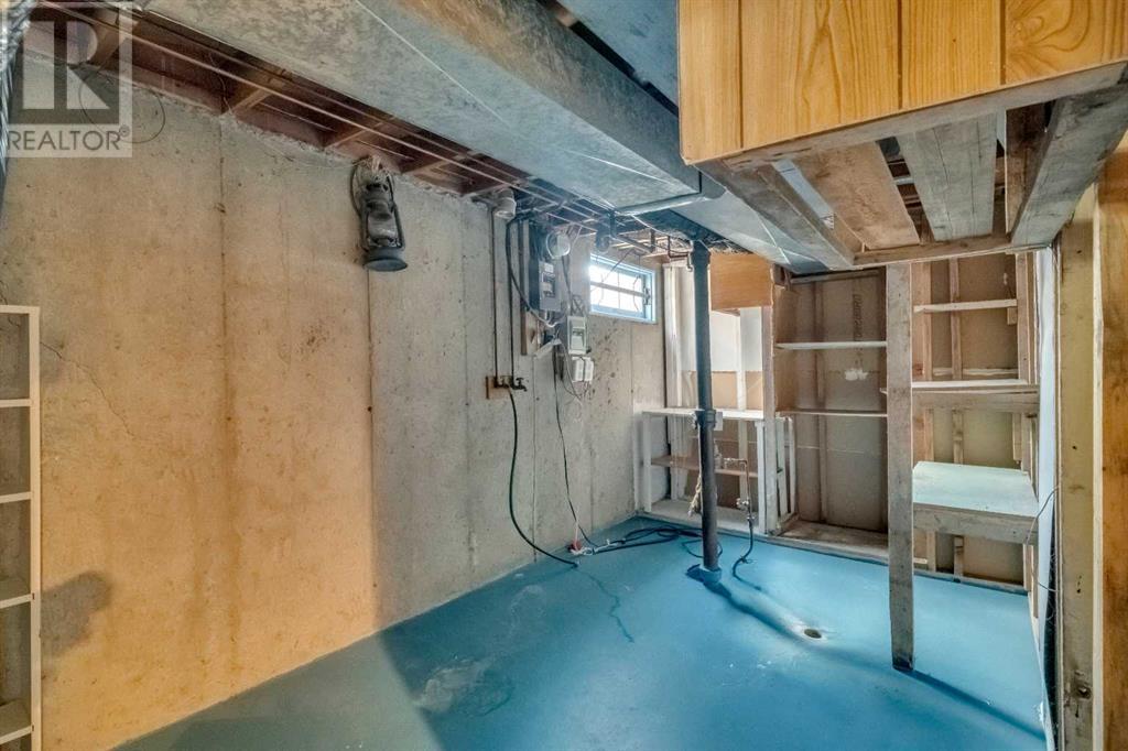 Single Family House Bungalow for Sale in   Avenue NE Winston Heights/Mountview Calgary 