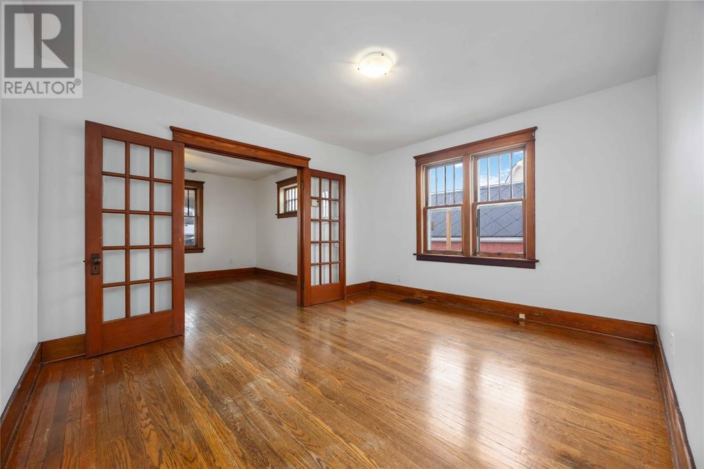 Photo 14 of 222 Shepherd Street, Sarnia ON