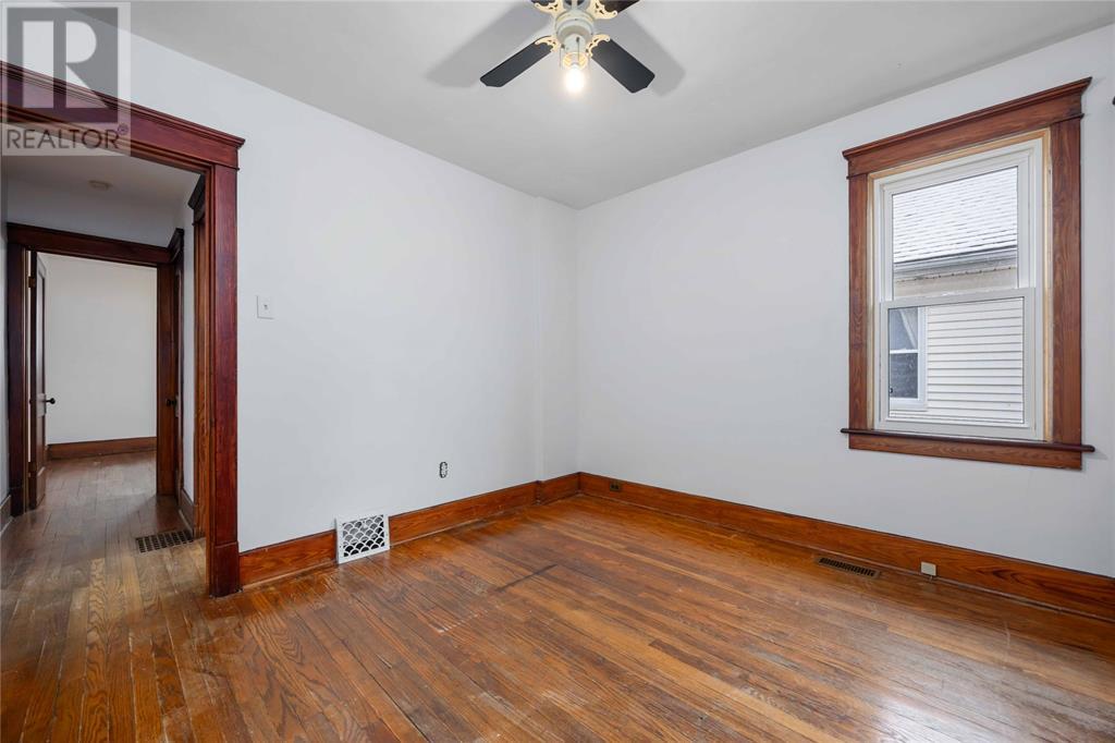 Photo 22 of 222 Shepherd Street, Sarnia ON