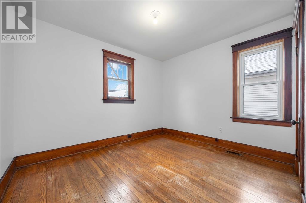 Photo 23 of 222 Shepherd Street, Sarnia ON