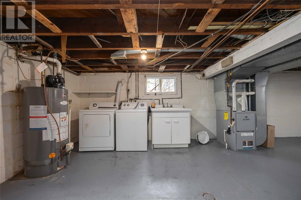 Photo 29 of 222 Shepherd Street, Sarnia ON