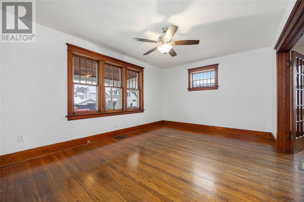 Photo 9 of 222 Shepherd Street, Sarnia ON
