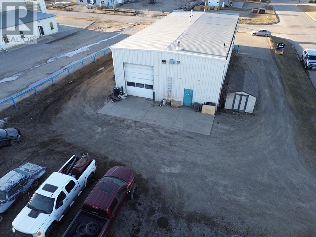 Photo 9 of 10903 89 Avenue, Fort St John BC