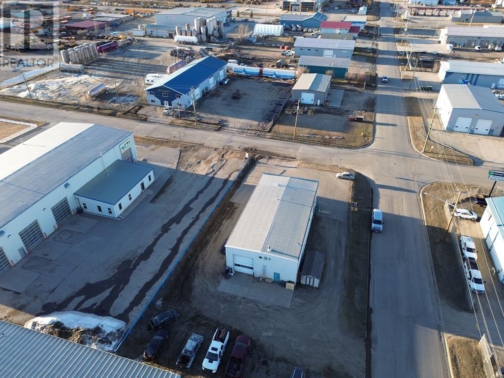 Photo 7 of 10903 89 Avenue, Fort St John BC