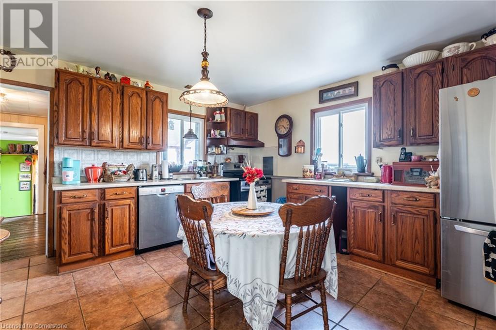 Photo 14 of 1716 Sunset Drive, Fort Erie ON