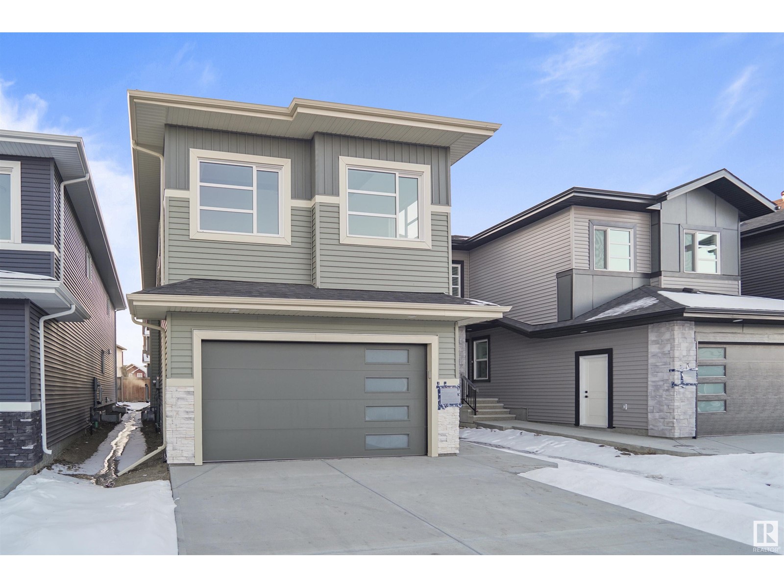 6811 171 AV NW, Edmonton