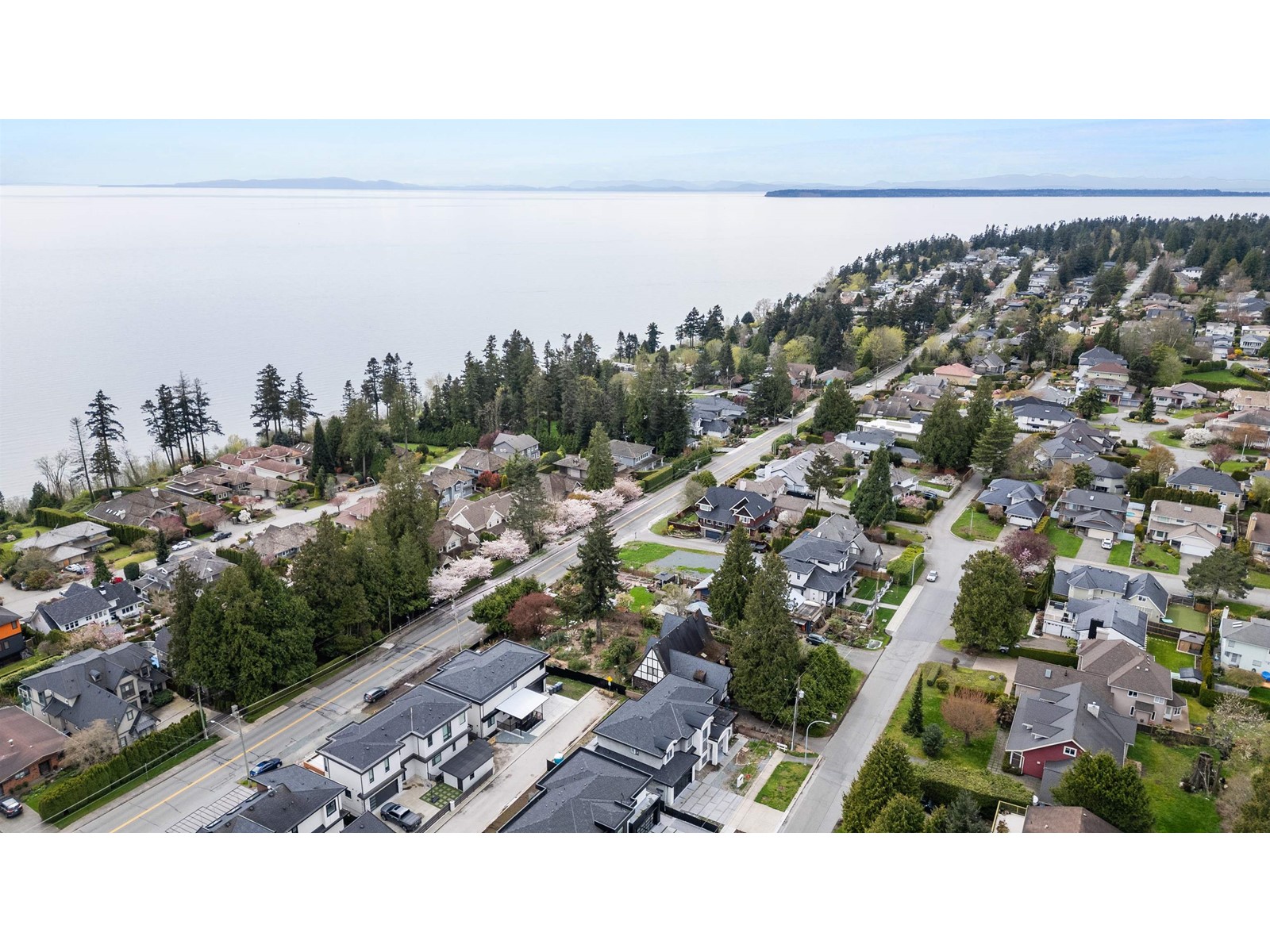13491 MARINE DRIVE, Surrey