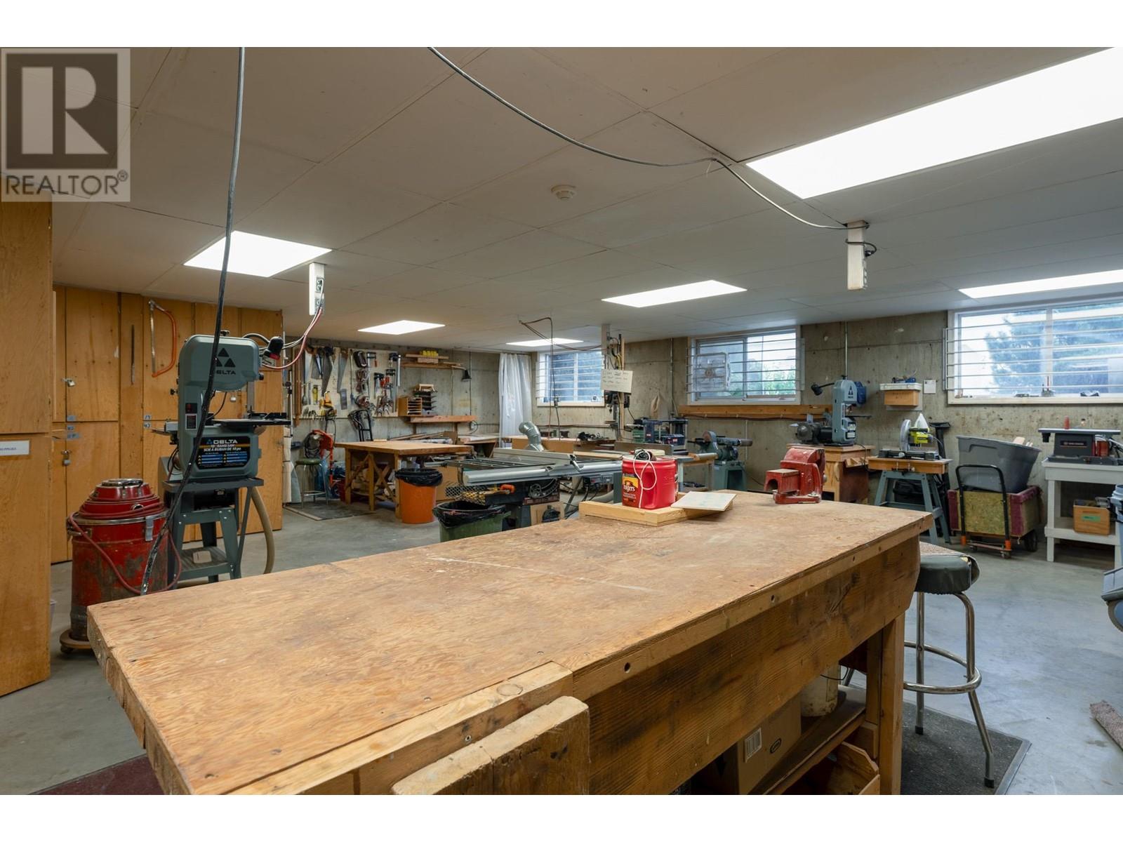 208 1329 KLO Road, Kelowna