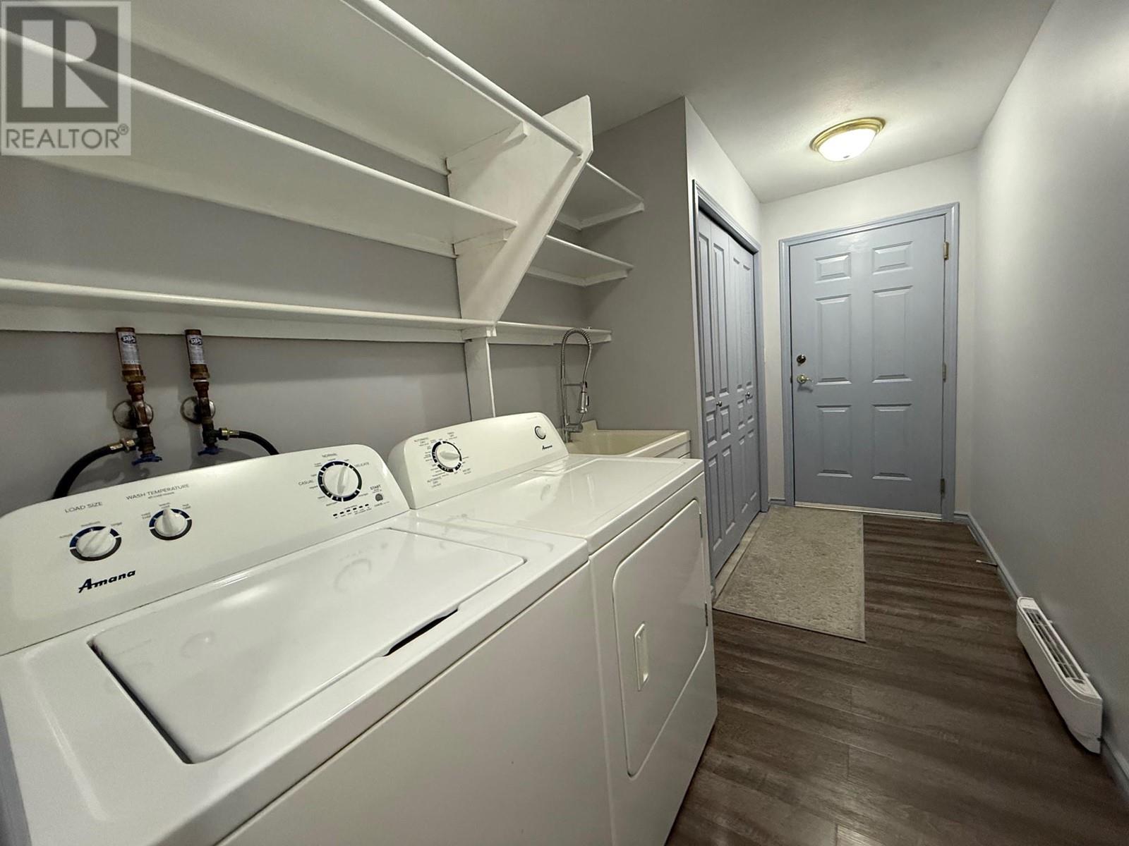 4812 Glentanna Road, Barriere