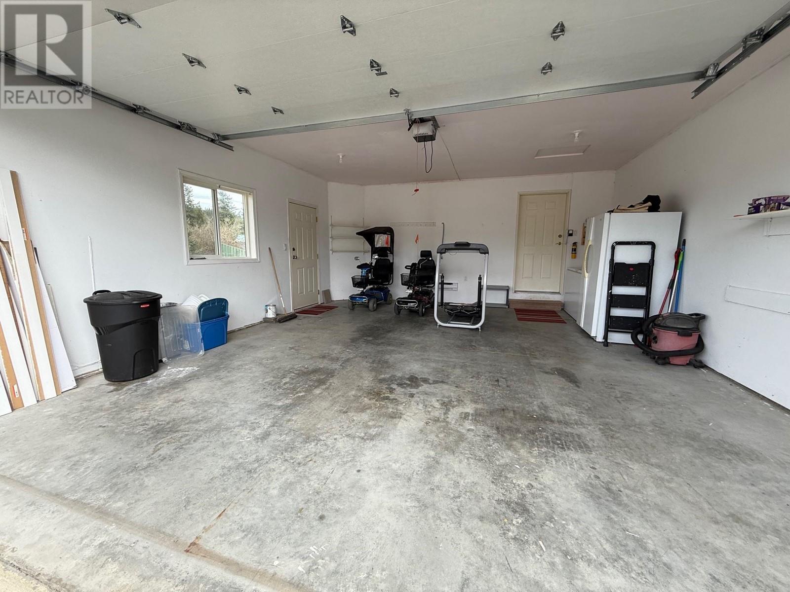 4812 Glentanna Road, Barriere