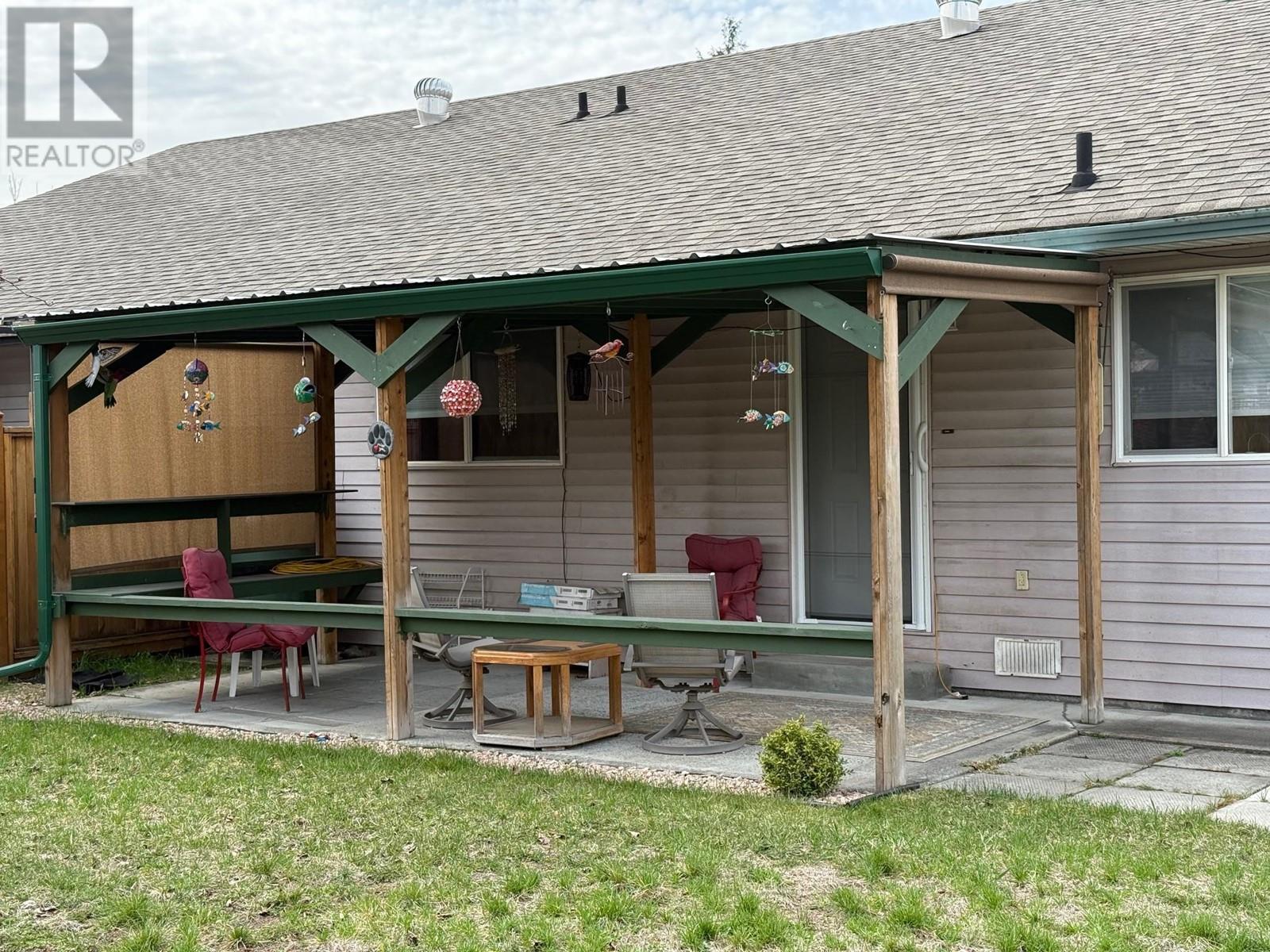 4812 Glentanna Road, Barriere