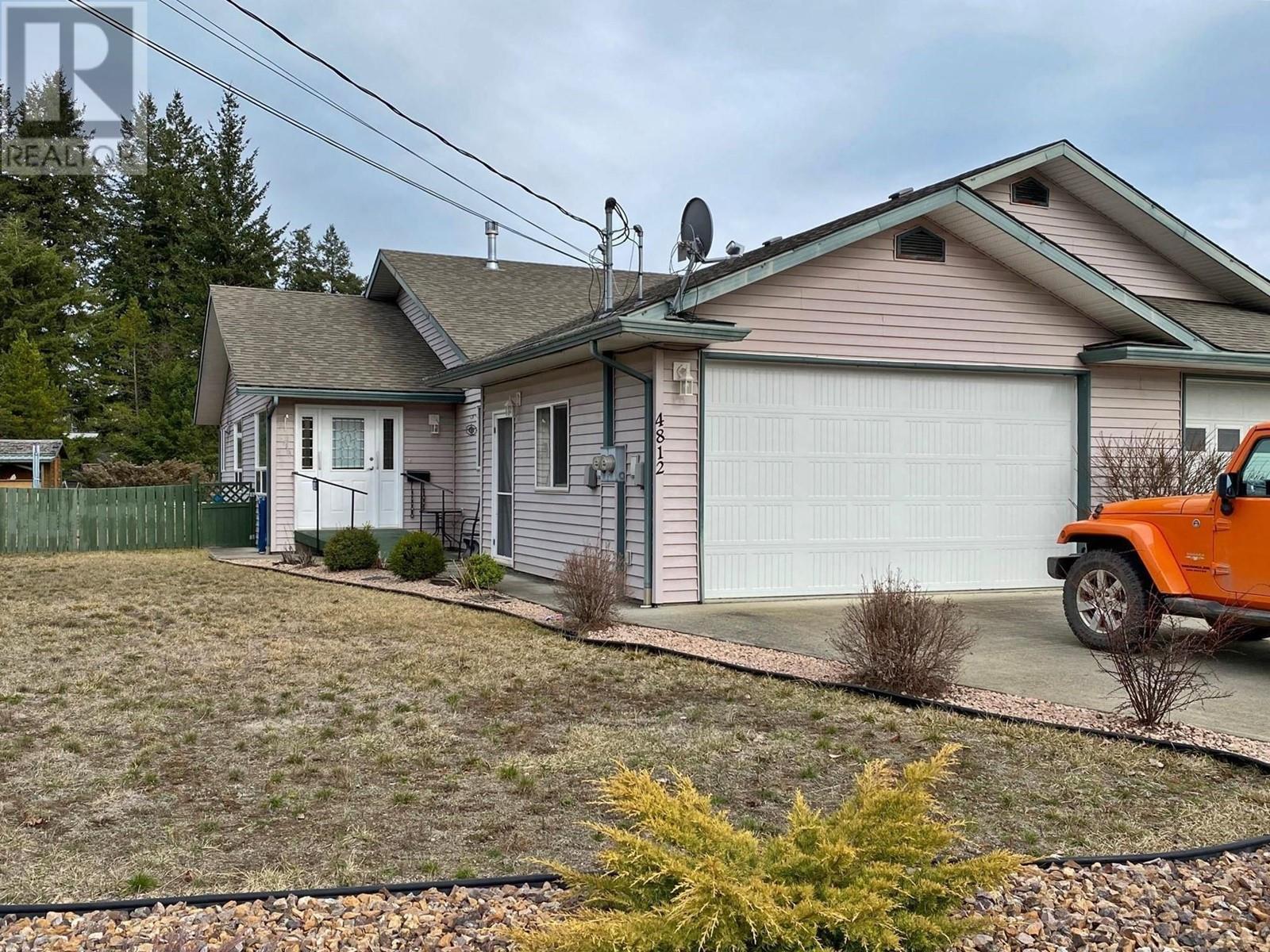 4812 Glentanna Road, Barriere