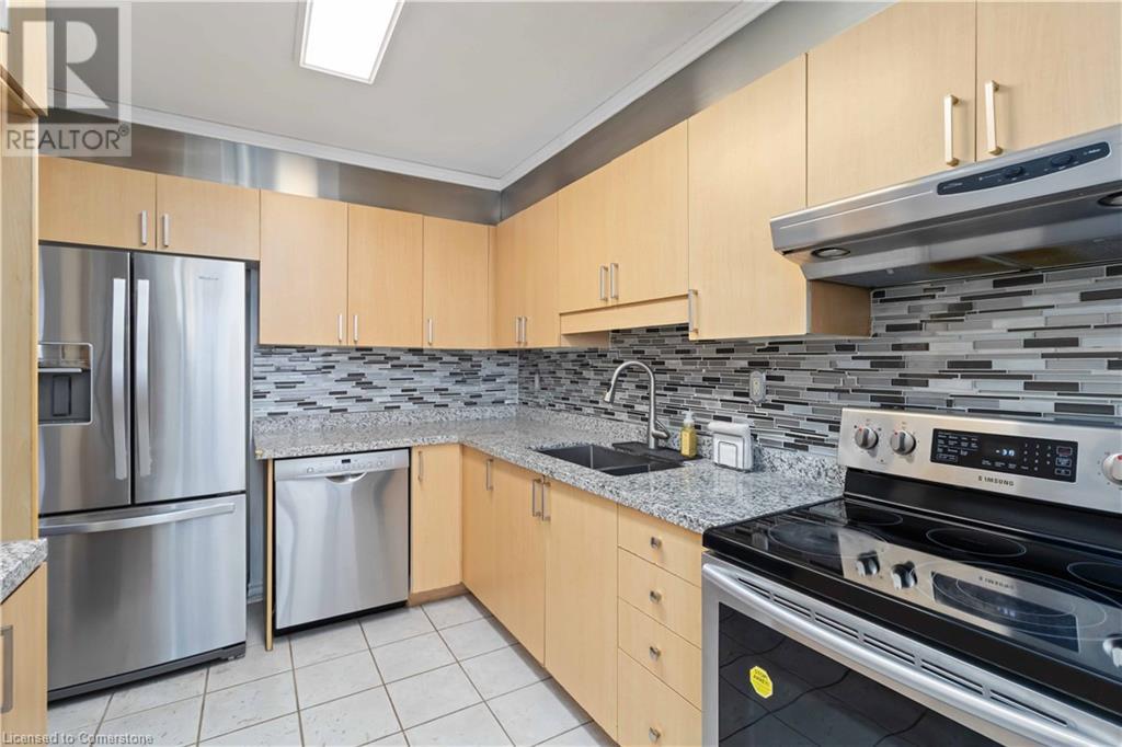 Photo 13 of 3501 Glen Erin Drive Unit 1207, Mississauga ON