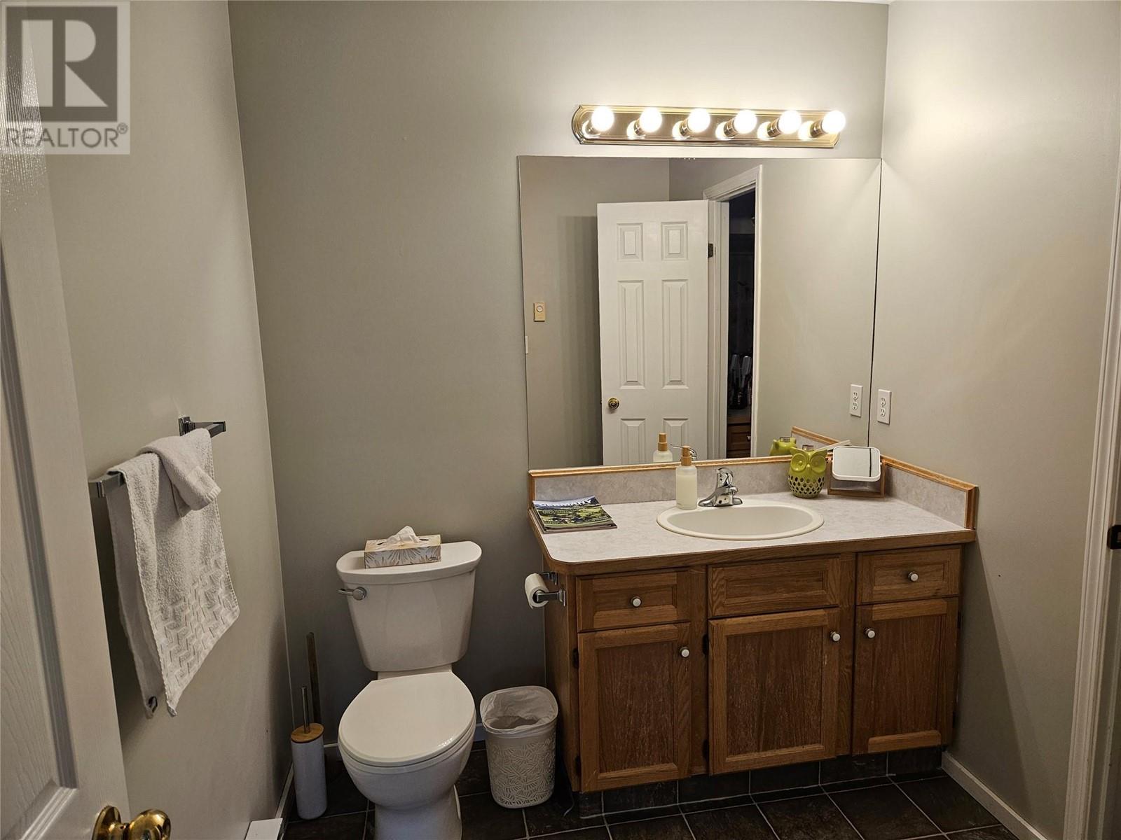 1027 Westminster Avenue W Unit# 201, Penticton