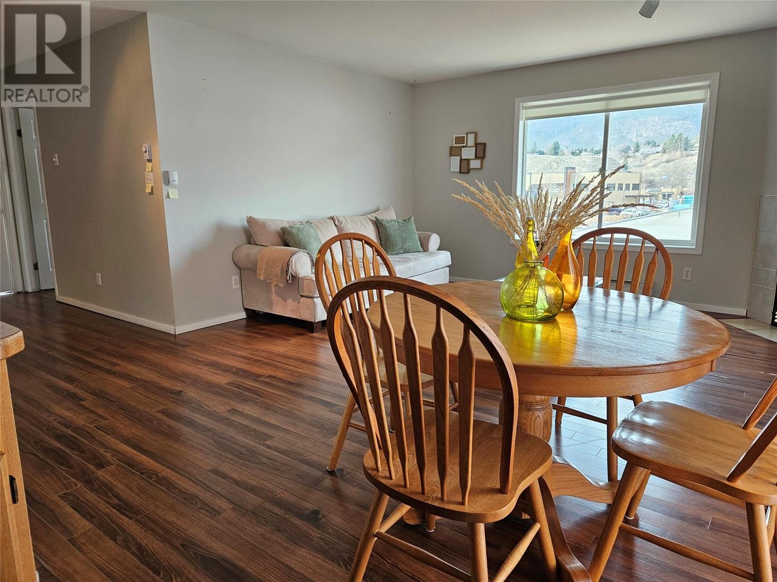 1027 Westminster Avenue W Unit# 201, Penticton