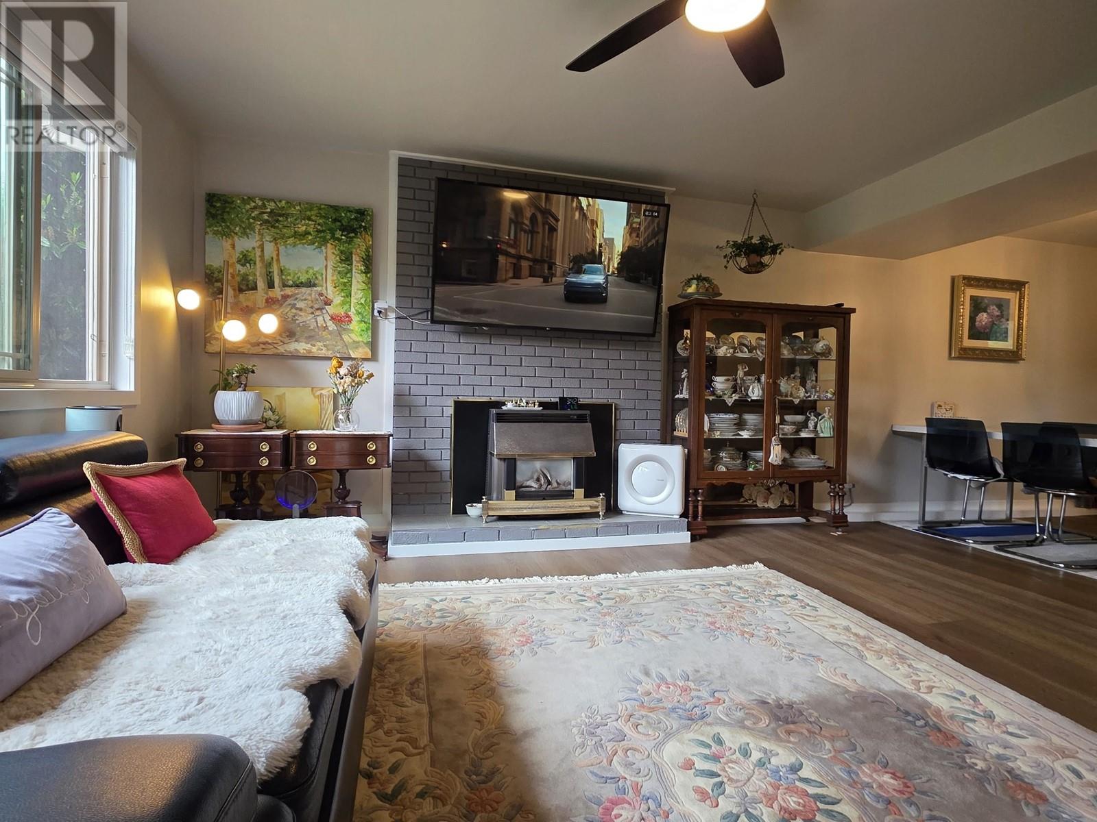 3796 ST. THOMAS STREET, Port Coquitlam