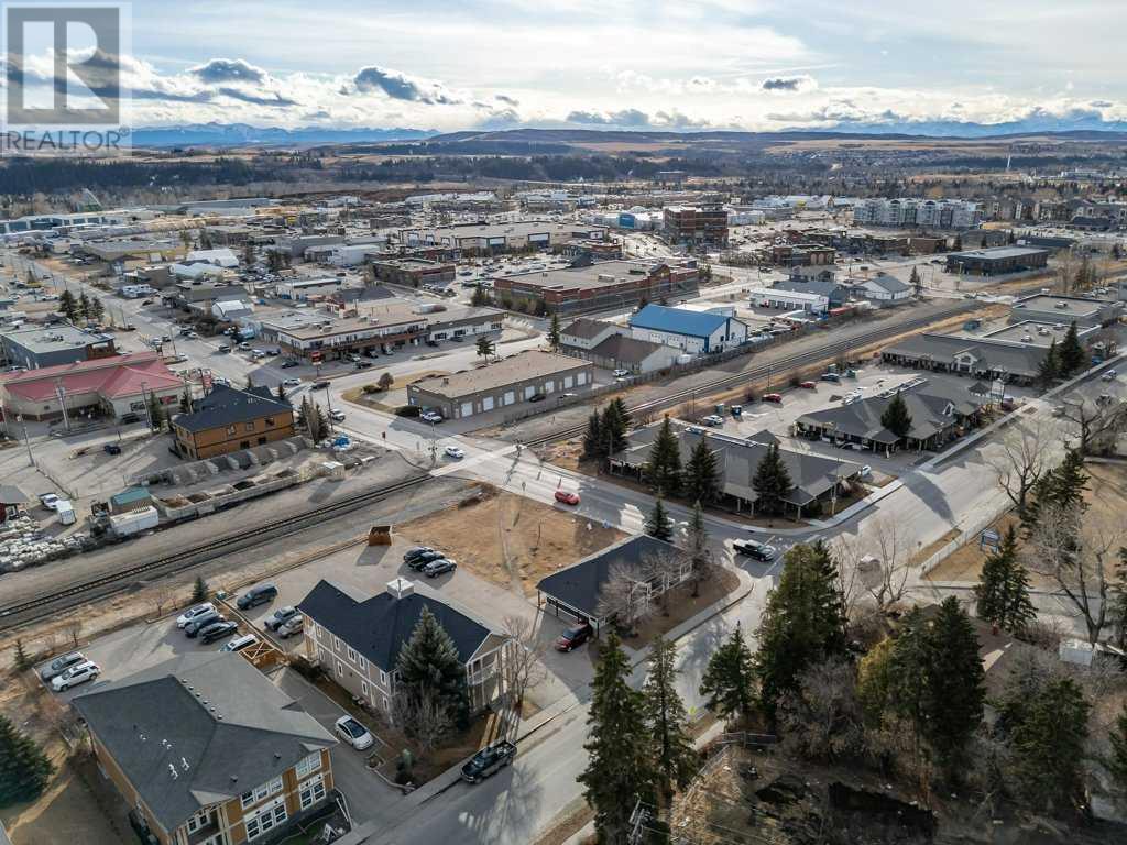 305 First Street East, Cochrane