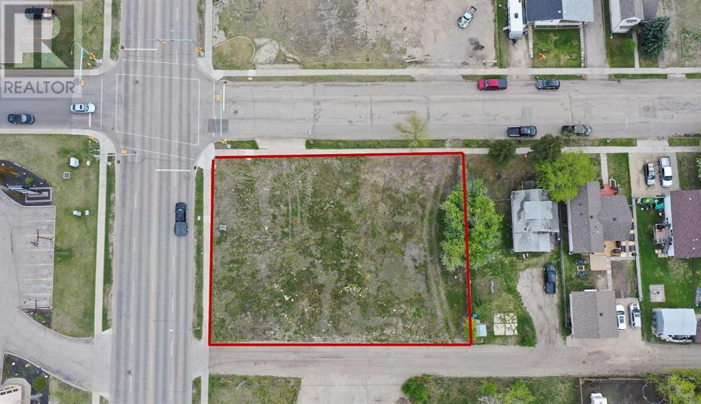 Photo 1 of 10002 94 Avenue, Grande Prairie AB