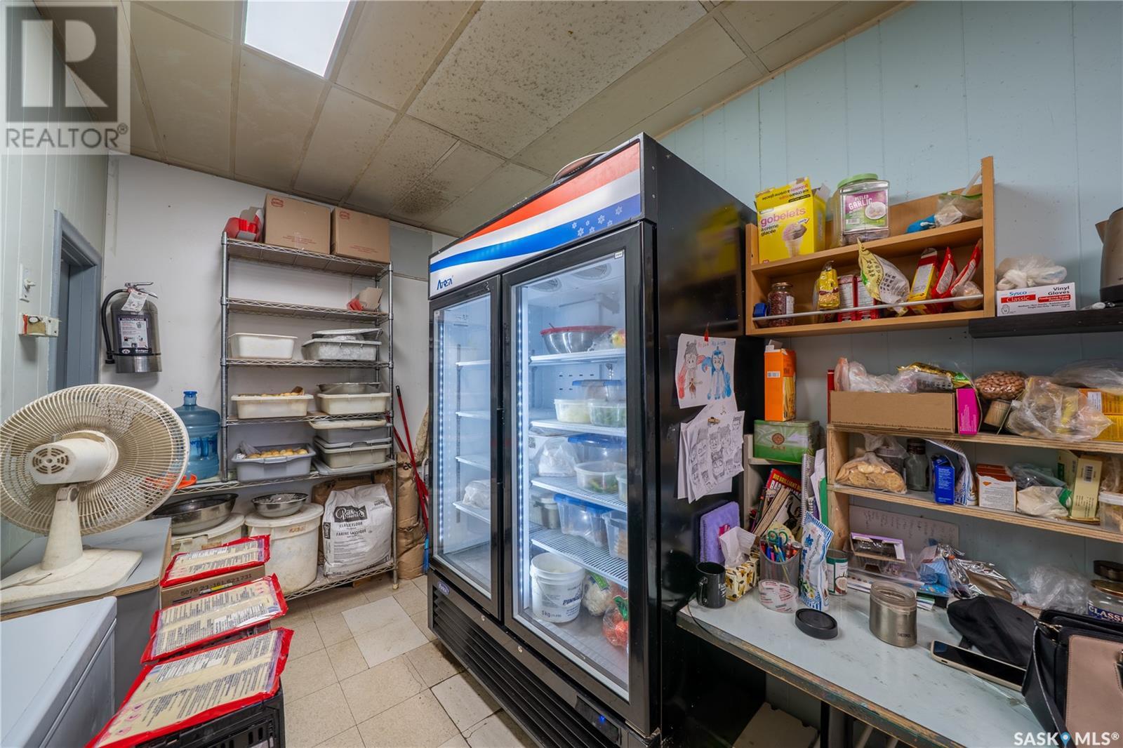 Photo 10 of 3416 Hill Avenue, Regina SK