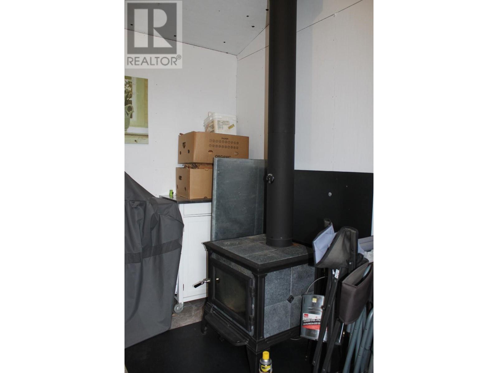 736 BARTLEY ROAD - 19