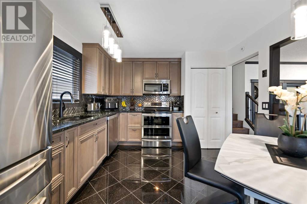 Single Family House 4 Level for Sale in   Avenue NE Pineridge Calgary 