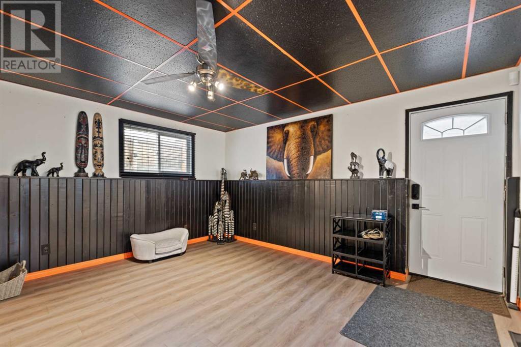 Single Family House 4 Level for Sale in   Avenue NE Pineridge Calgary 