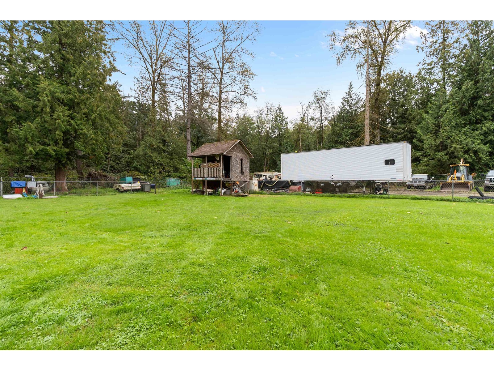 Photo 5 of 18478 94 Avenue, Surrey BC