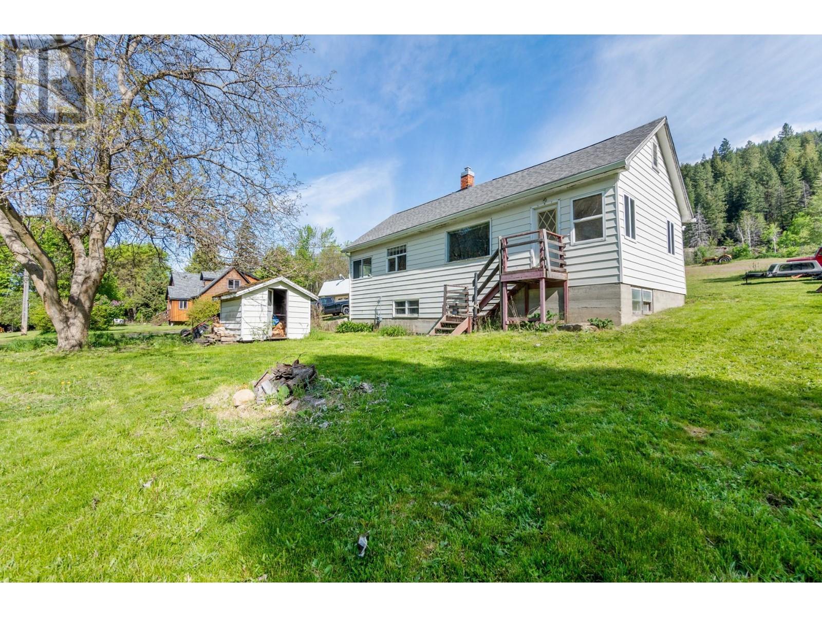 3289 Broadwater Road, Robson