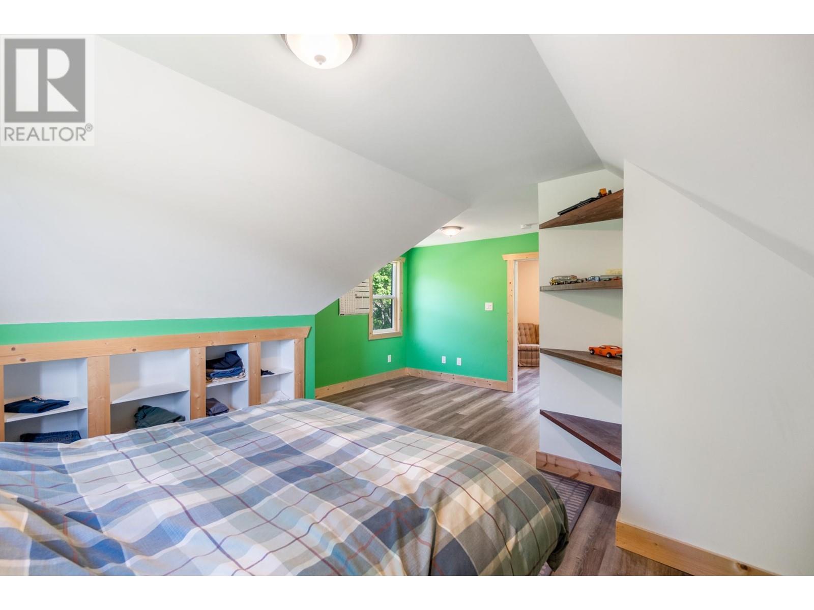 3289 Broadwater Road, Robson