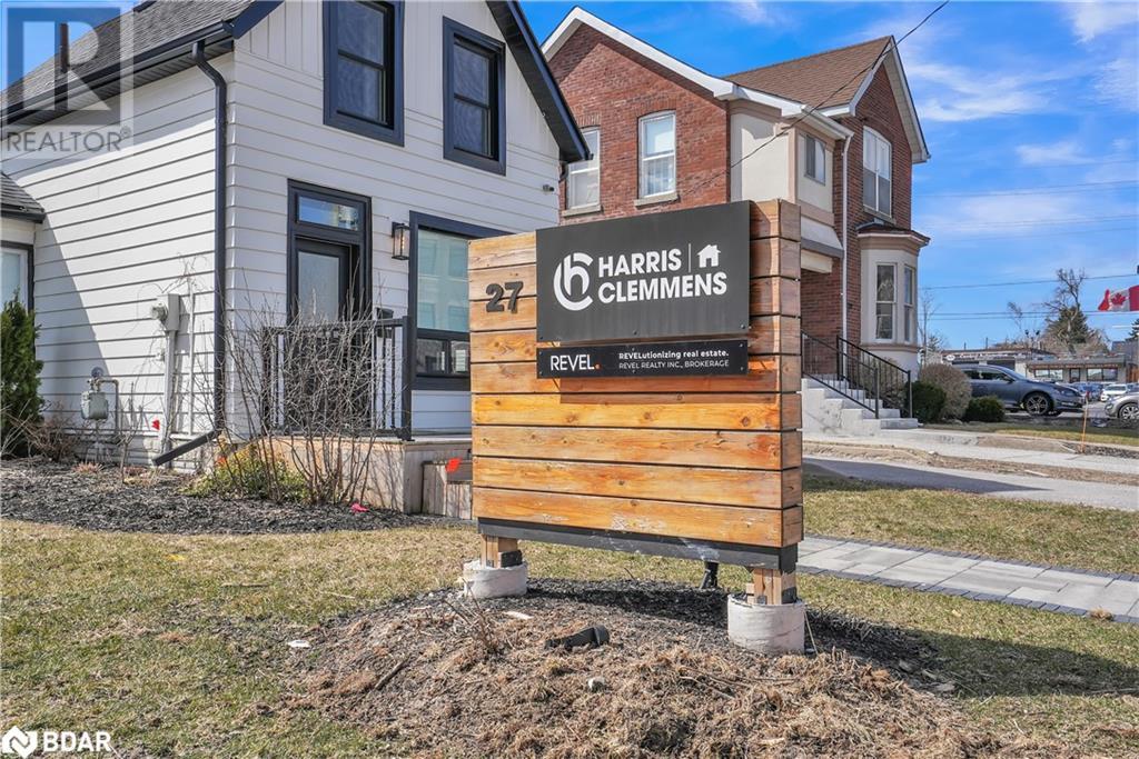Photo 4 of 27 Victoria Street, Barrie ON