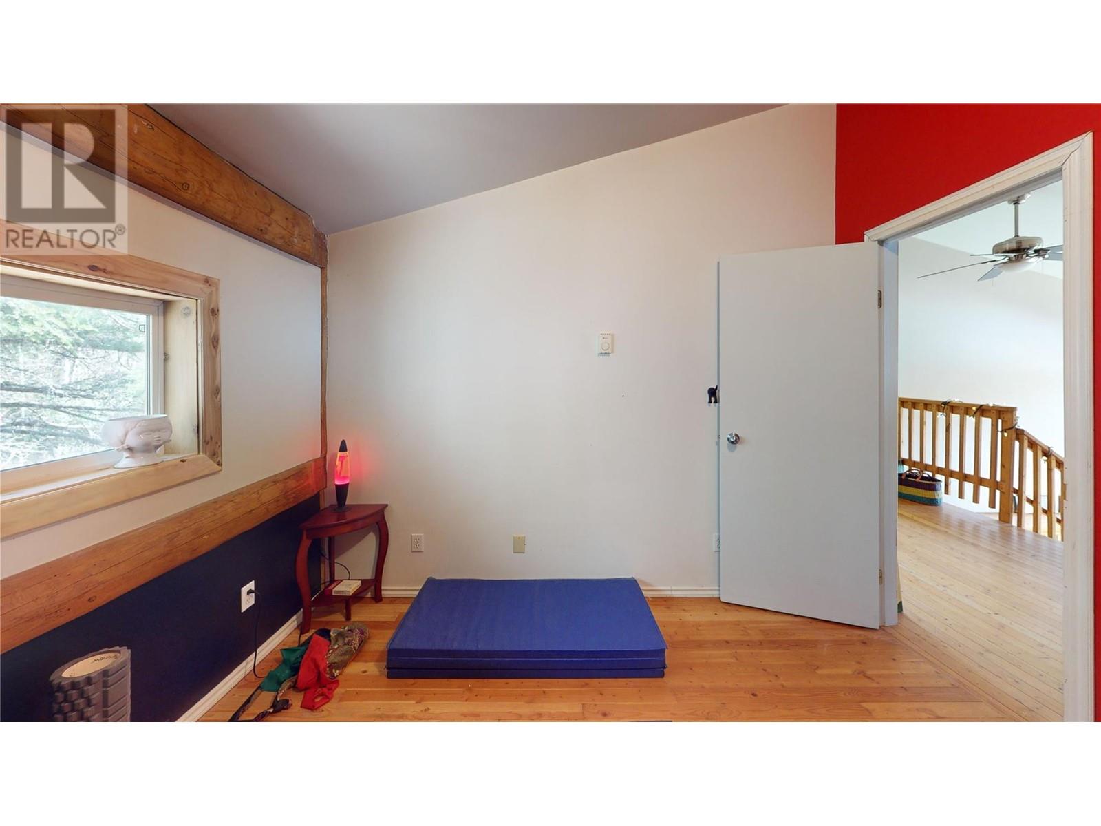 16370 Jacobson Road, Crawford Bay