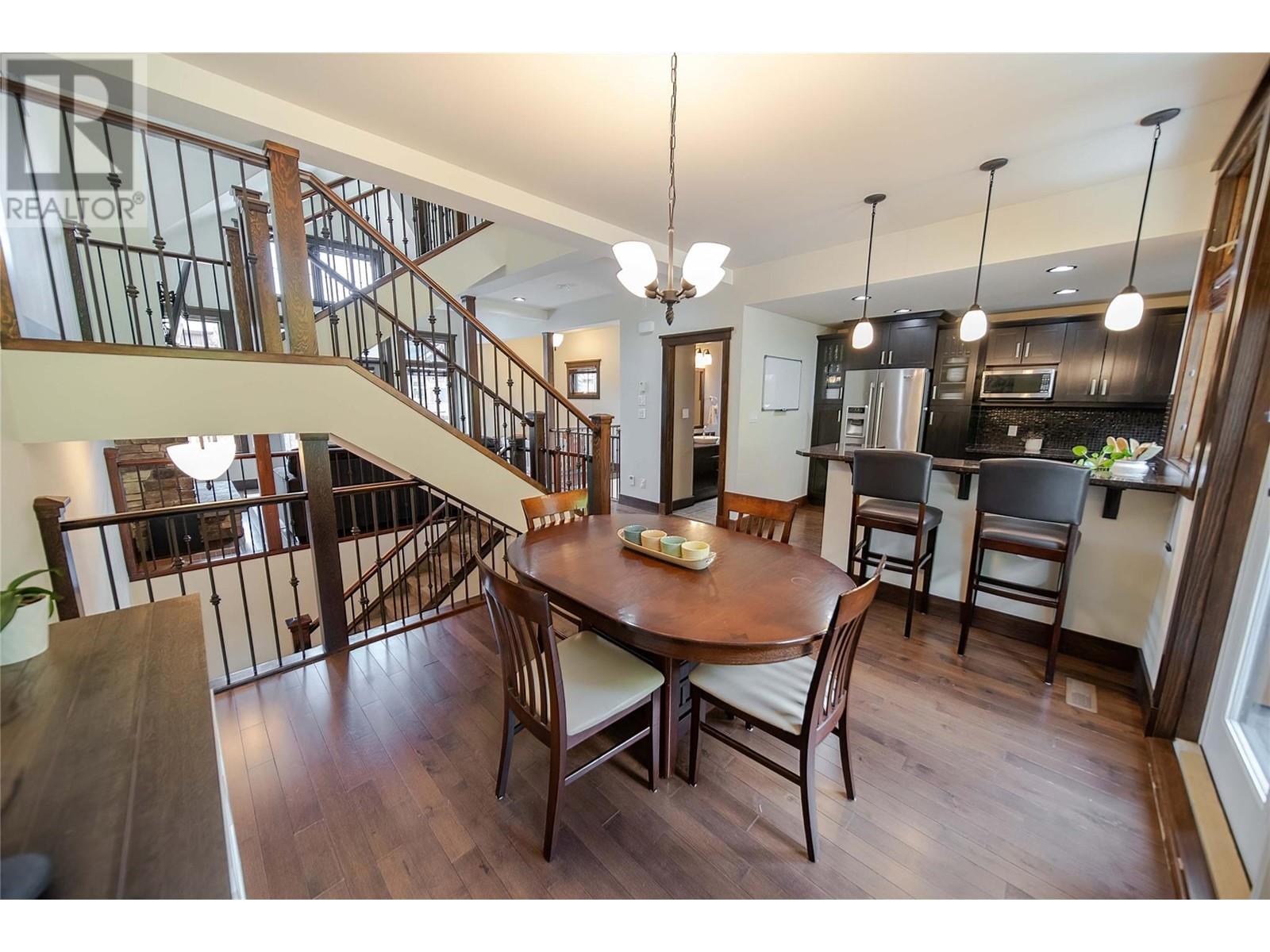 437 CANYON Trail Unit# A, Fernie