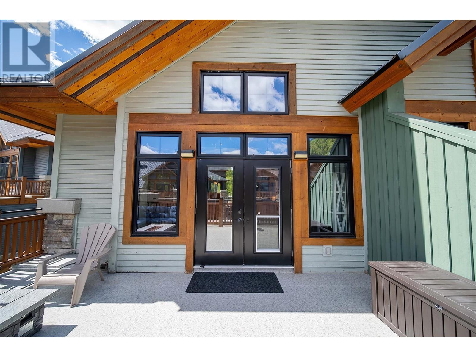 437 CANYON Trail Unit# A, Fernie