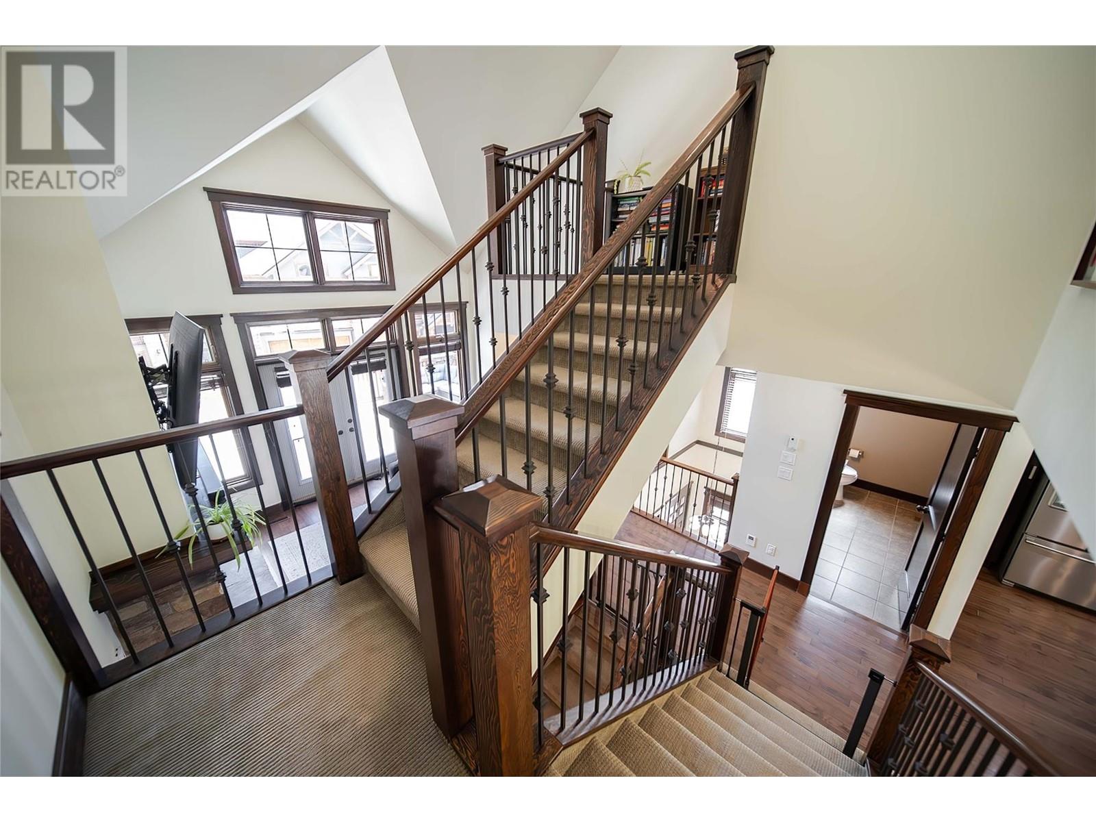 437 CANYON Trail Unit# A, Fernie