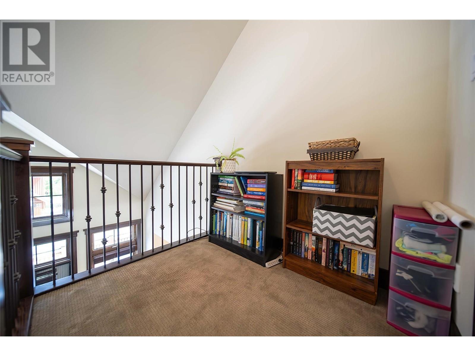437 CANYON Trail Unit# A, Fernie